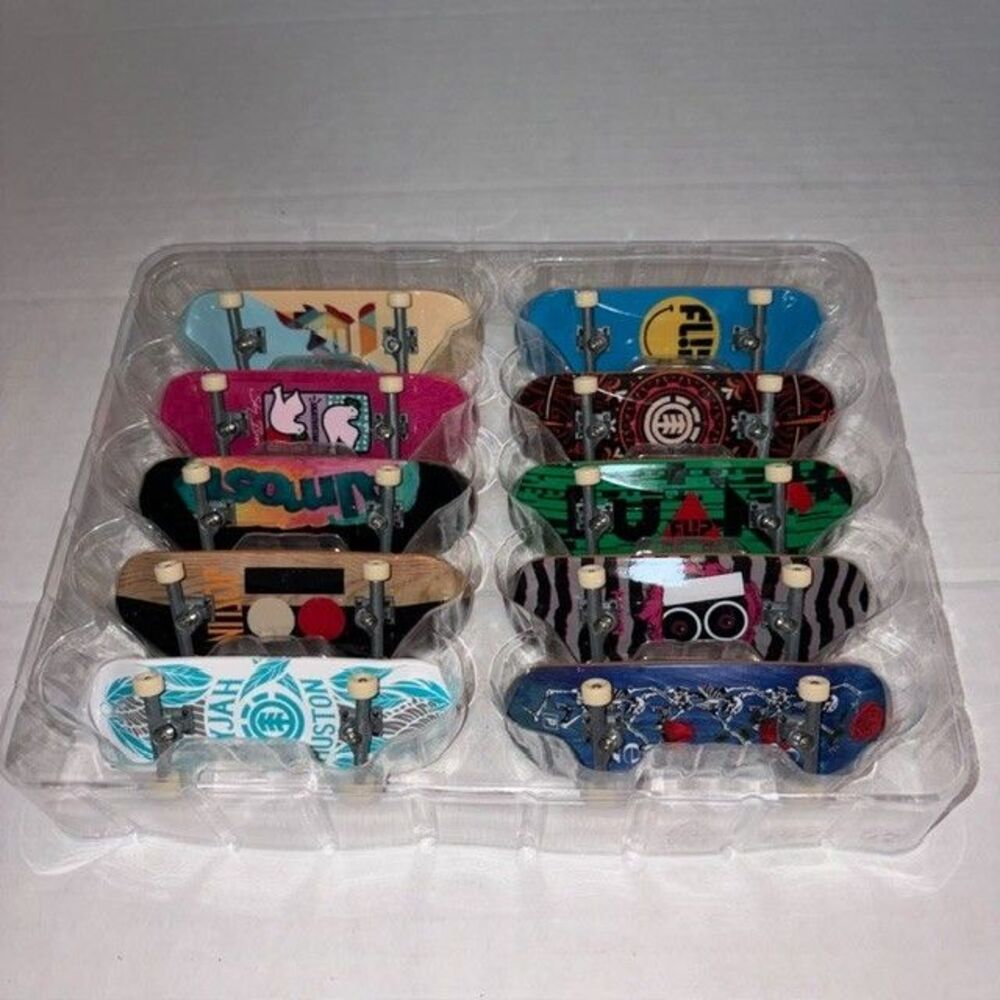 Tech Deck DLX Pro Pack 10 Boards Skate Fingerboard Toy Spin Master Deluxe